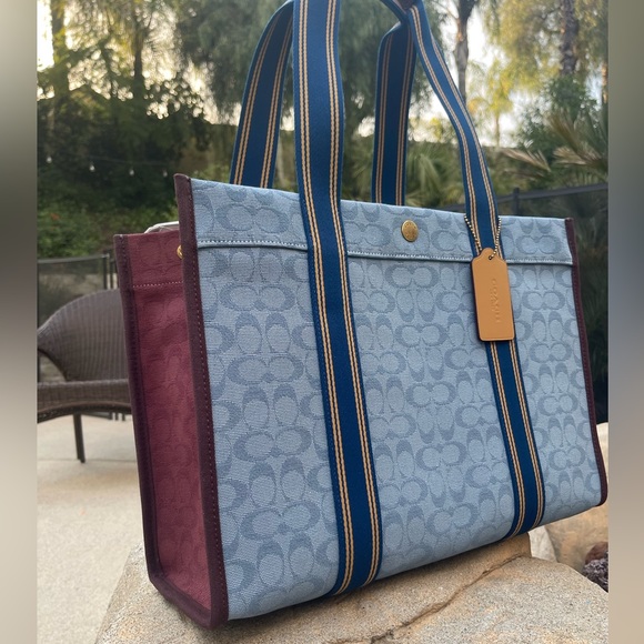 New coach large denim 💙 tote Jacquard Spin Tote 42 - Picture 5 of 10